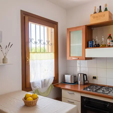 And Coast By Interhome Hébergement de vacances *